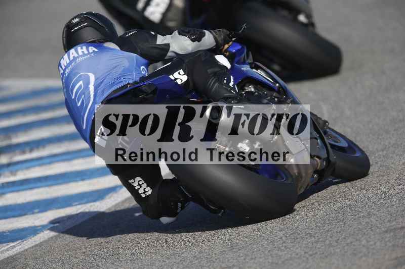 /Archiv-2024/02 29.01.-02.02.2024 Moto Center Thun Jerez/Gruppe blau-blue/backside